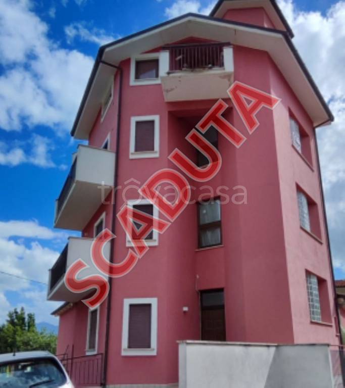 appartamento in vendita ad Avezzano in zona San Pelino