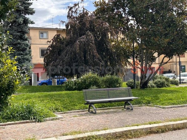 casa indipendente in vendita ad Avezzano