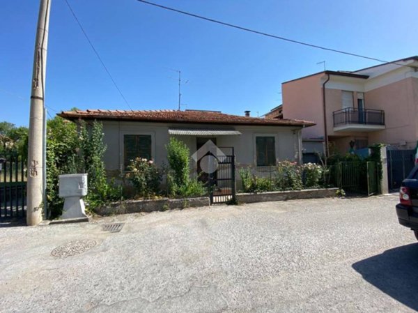 casa indipendente in vendita ad Avezzano