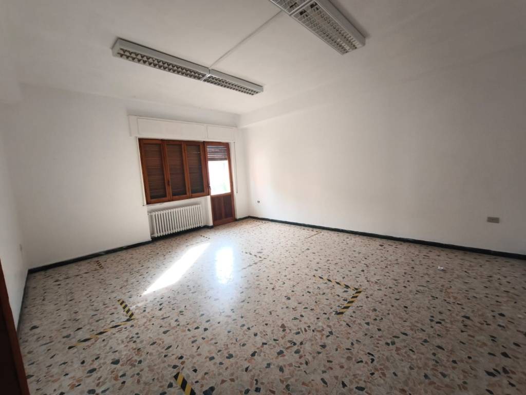 ufficio in vendita ad Avezzano