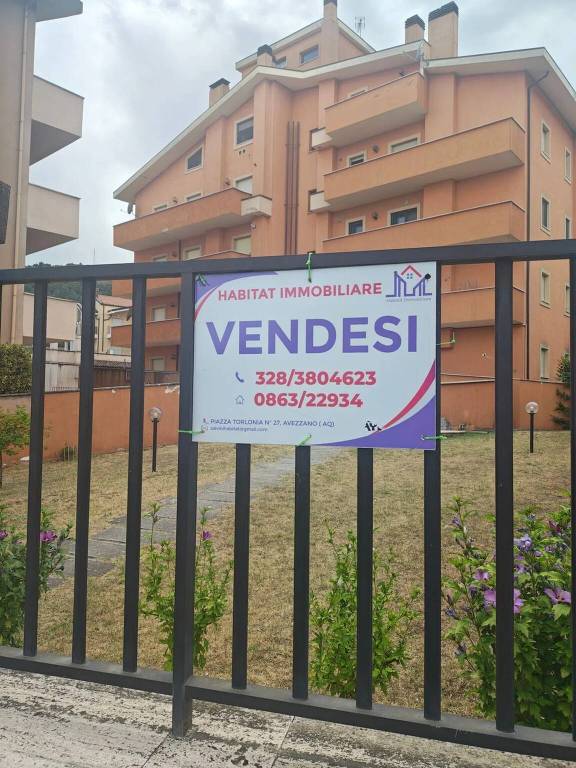 negozio in vendita ad Avezzano