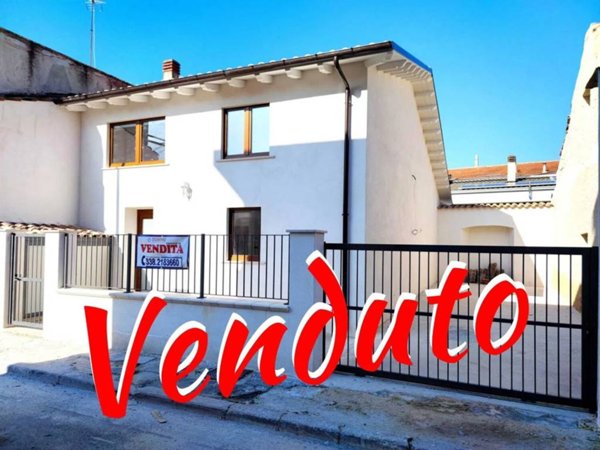 casa indipendente in vendita ad Avezzano