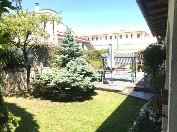 casa indipendente in vendita ad Avezzano