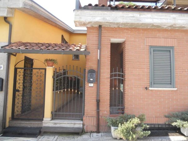 casa indipendente in vendita ad Avezzano