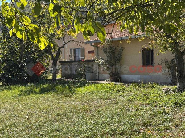 casa indipendente in vendita ad Avezzano