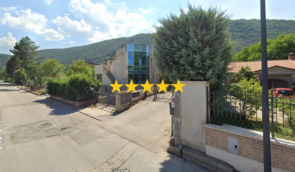 casa indipendente in vendita ad Avezzano