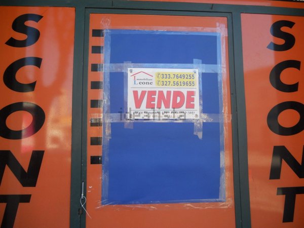 locale commerciale in vendita ad Avezzano