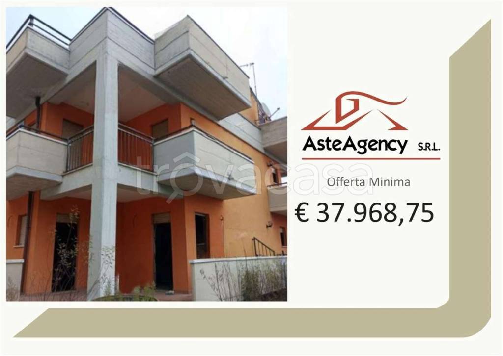 casa indipendente in vendita ad Avezzano