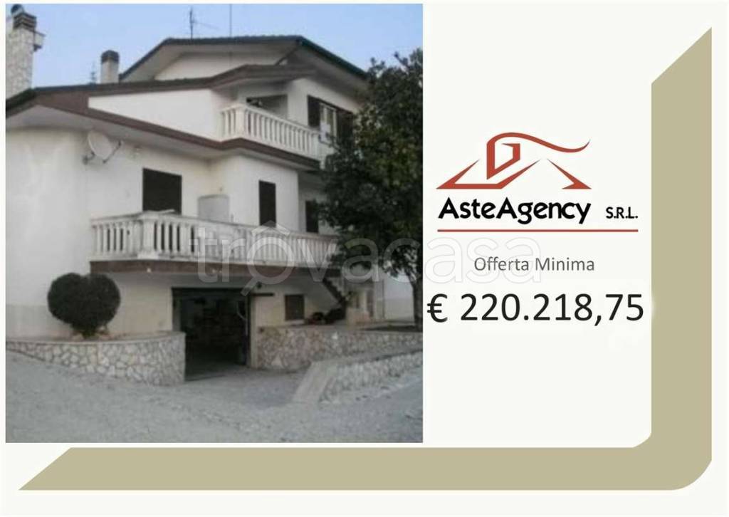 casa indipendente in vendita ad Avezzano