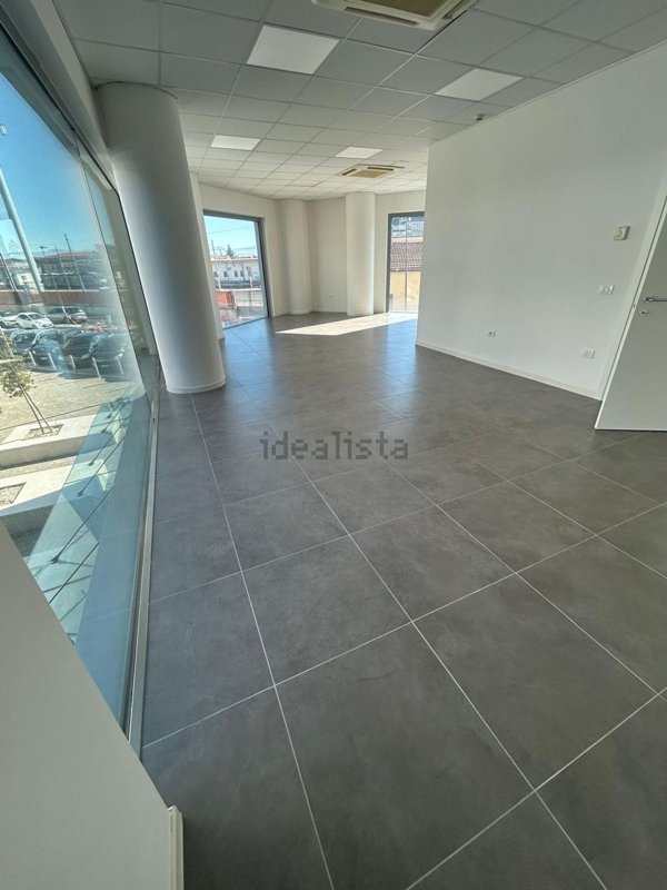 ufficio in vendita ad Avezzano