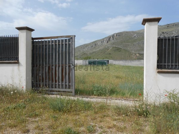 terreno agricolo in vendita ad Avezzano in zona San Pelino