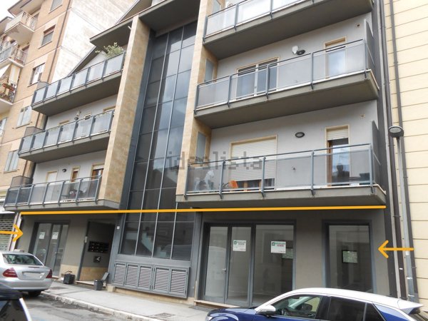 locale commerciale in vendita ad Avezzano