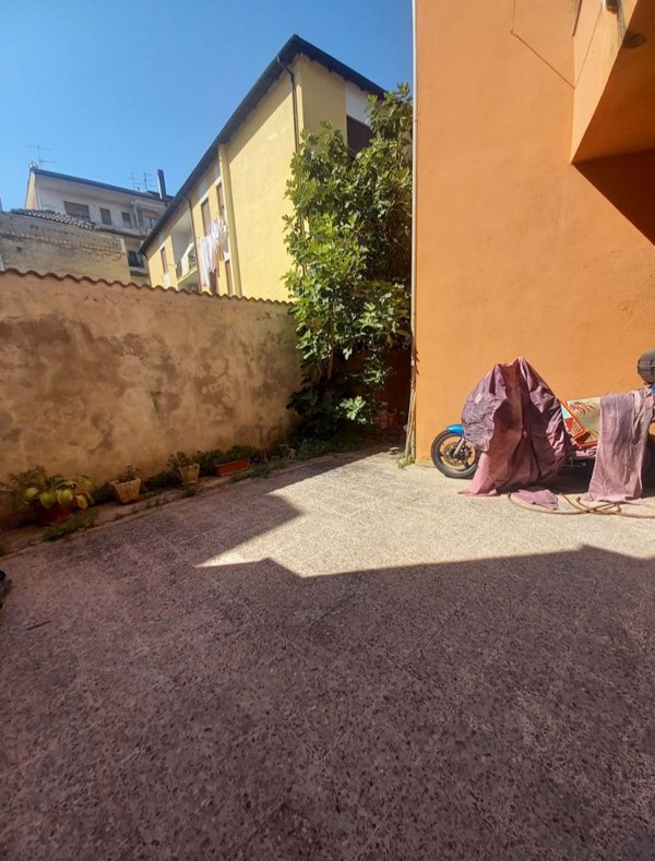 casa indipendente in vendita ad Avezzano