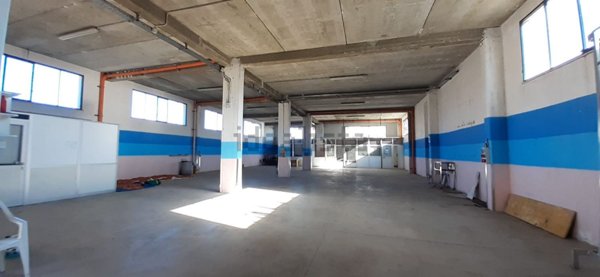 capannone in vendita ad Avezzano