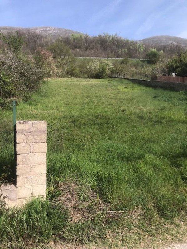terreno edificabile in vendita ad Avezzano in zona Paterno