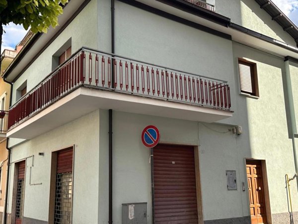 casa indipendente in vendita ad Avezzano