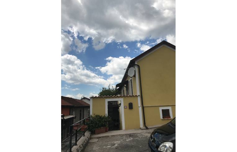 casa indipendente in vendita ad Avezzano