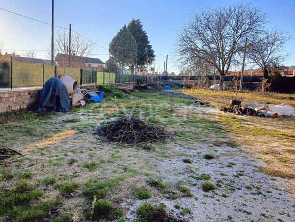 terreno edificabile in vendita ad Avezzano in zona San Pelino