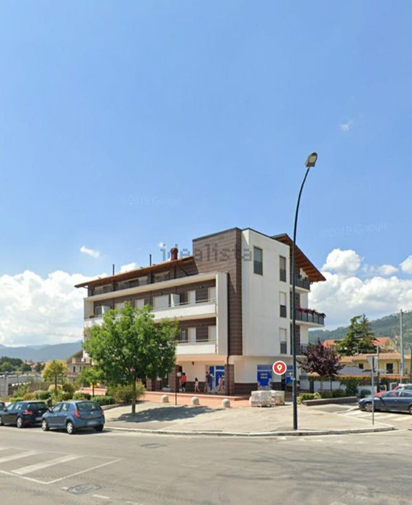 locale commerciale in vendita ad Avezzano