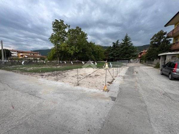 terreno edificabile in vendita ad Avezzano