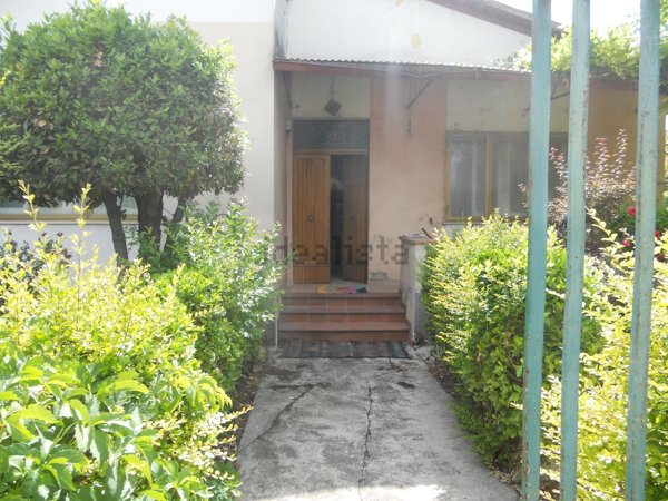 casa indipendente in vendita ad Avezzano