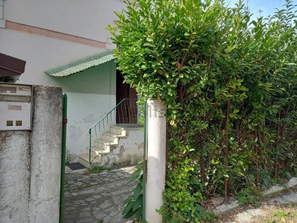 casa indipendente in vendita ad Avezzano