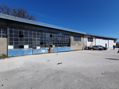 capannone in vendita ad Avezzano