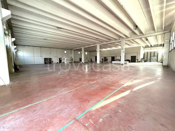 locale commerciale in vendita ad Avezzano