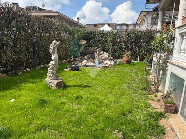 casa indipendente in vendita ad Avezzano