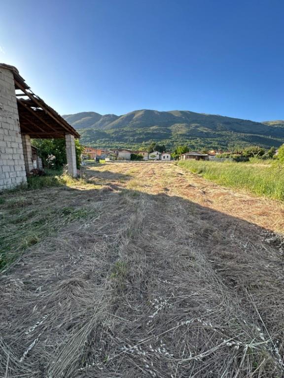 terreno edificabile in vendita ad Avezzano in zona Paterno