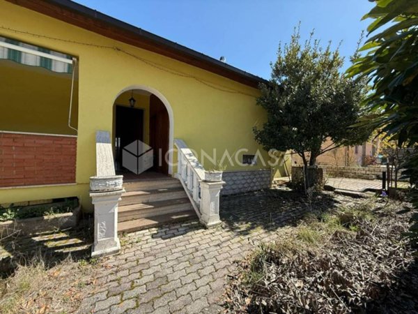 casa indipendente in vendita ad Avezzano