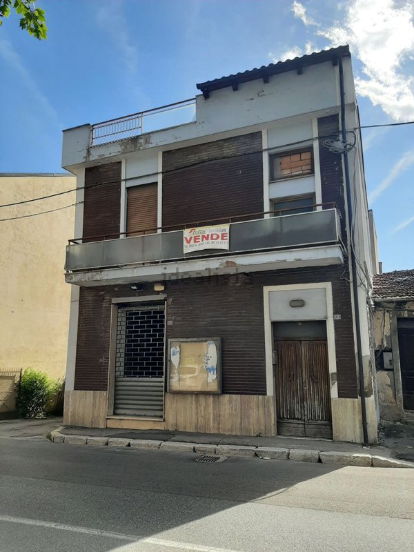 casa indipendente in vendita ad Avezzano