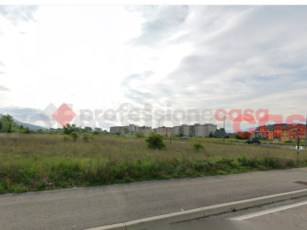 terreno edificabile in vendita ad Avezzano