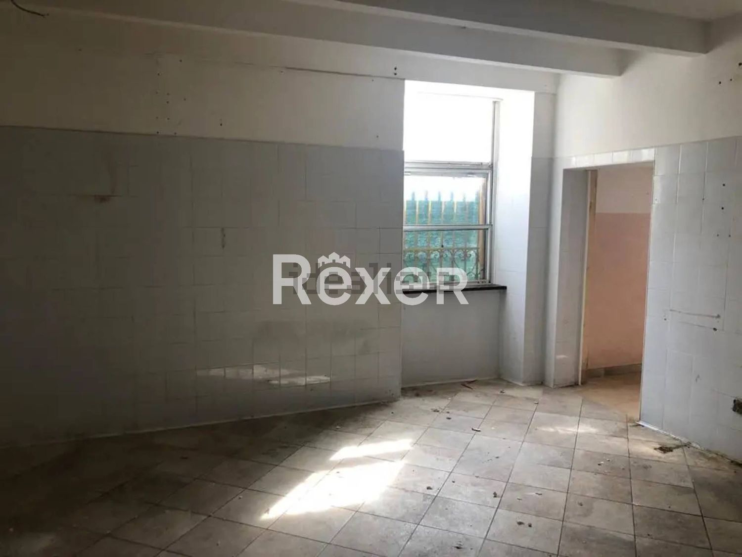 locale commerciale in vendita ad Avezzano