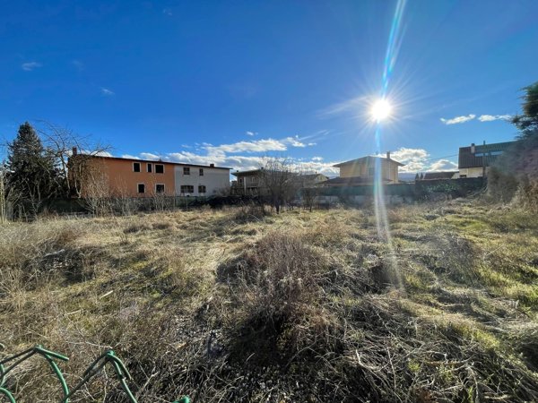 terreno edificabile in vendita ad Avezzano