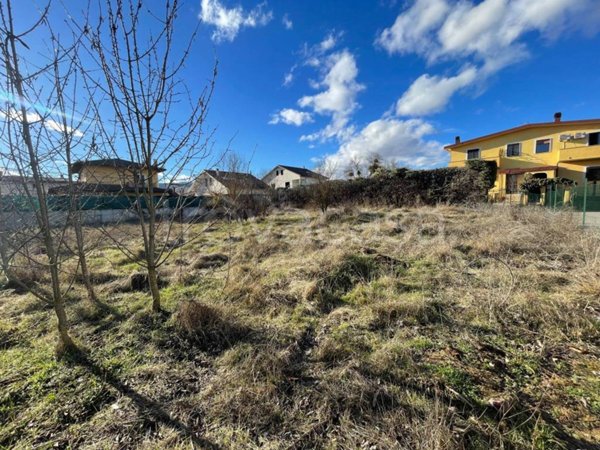 terreno edificabile in vendita ad Avezzano