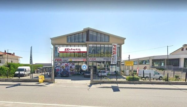 ufficio in vendita ad Avezzano in zona Via Nuova