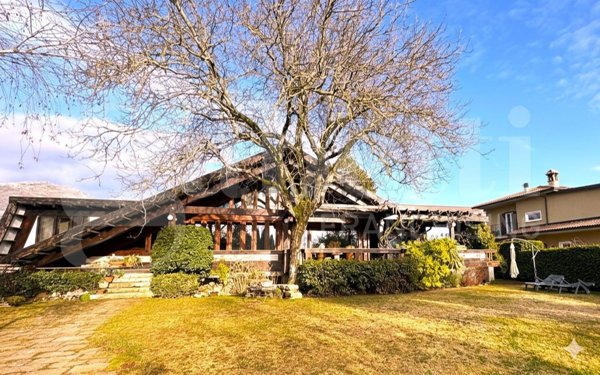 casa indipendente in vendita ad Avezzano