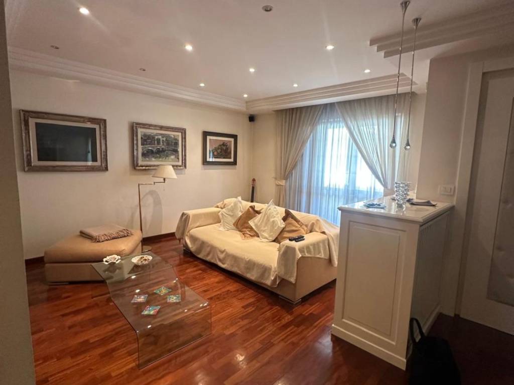 casa indipendente in vendita ad Avezzano