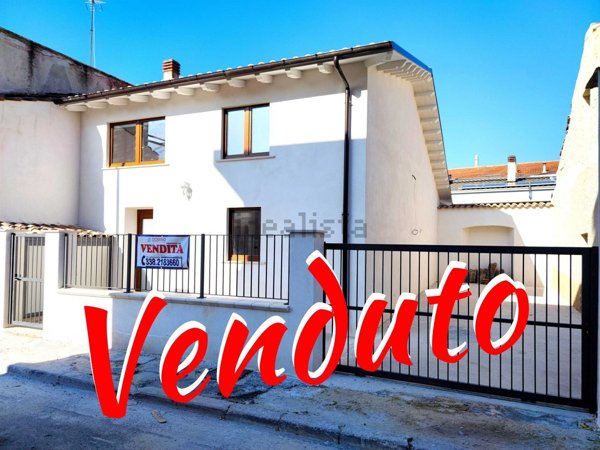 casa indipendente in vendita ad Avezzano