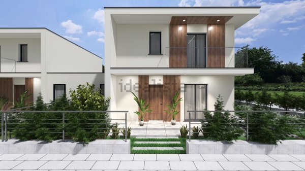 casa indipendente in vendita ad Avezzano