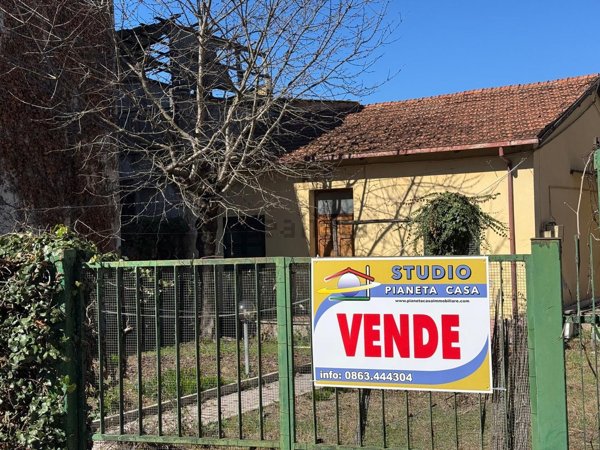 casa indipendente in vendita ad Avezzano