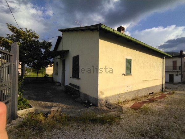 casa indipendente in vendita ad Avezzano