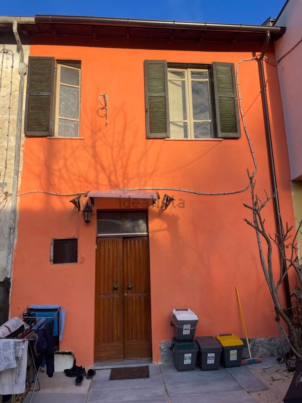 casa indipendente in vendita ad Avezzano