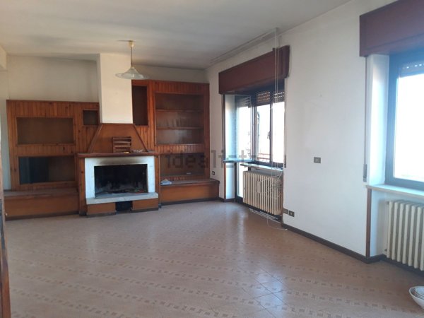 casa indipendente in vendita ad Avezzano