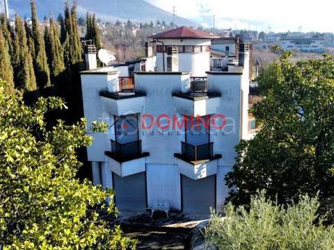 casa indipendente in vendita ad Avezzano