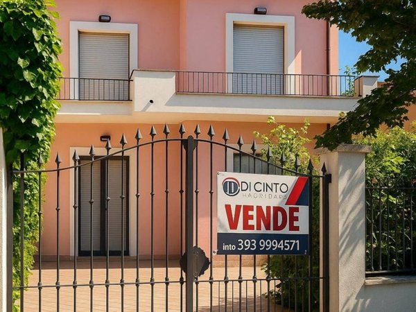 casa indipendente in vendita ad Avezzano