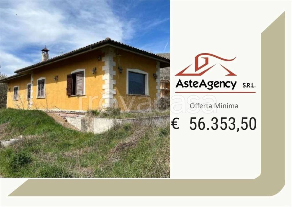 casa indipendente in vendita ad Avezzano