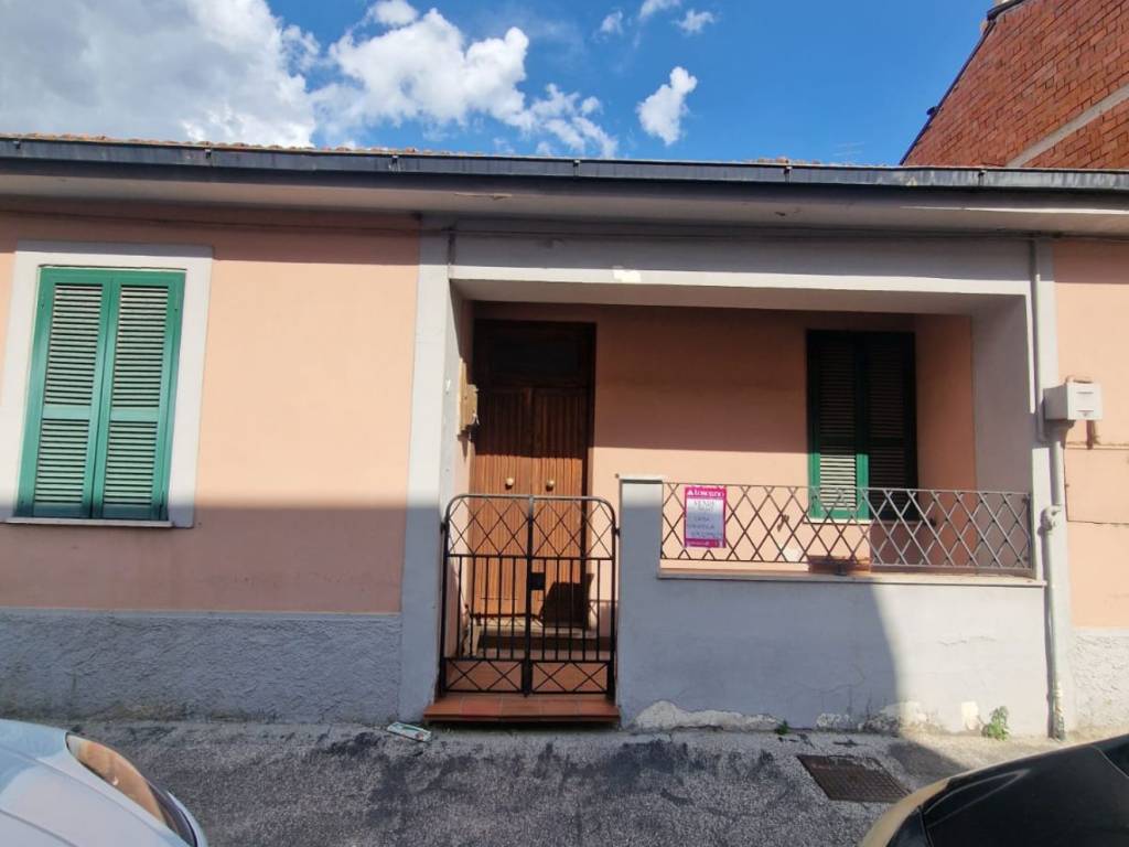 casa indipendente in vendita ad Avezzano