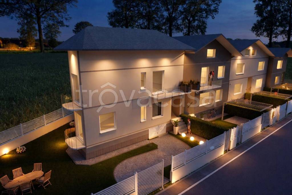 casa indipendente in vendita ad Avezzano in zona Caruscino